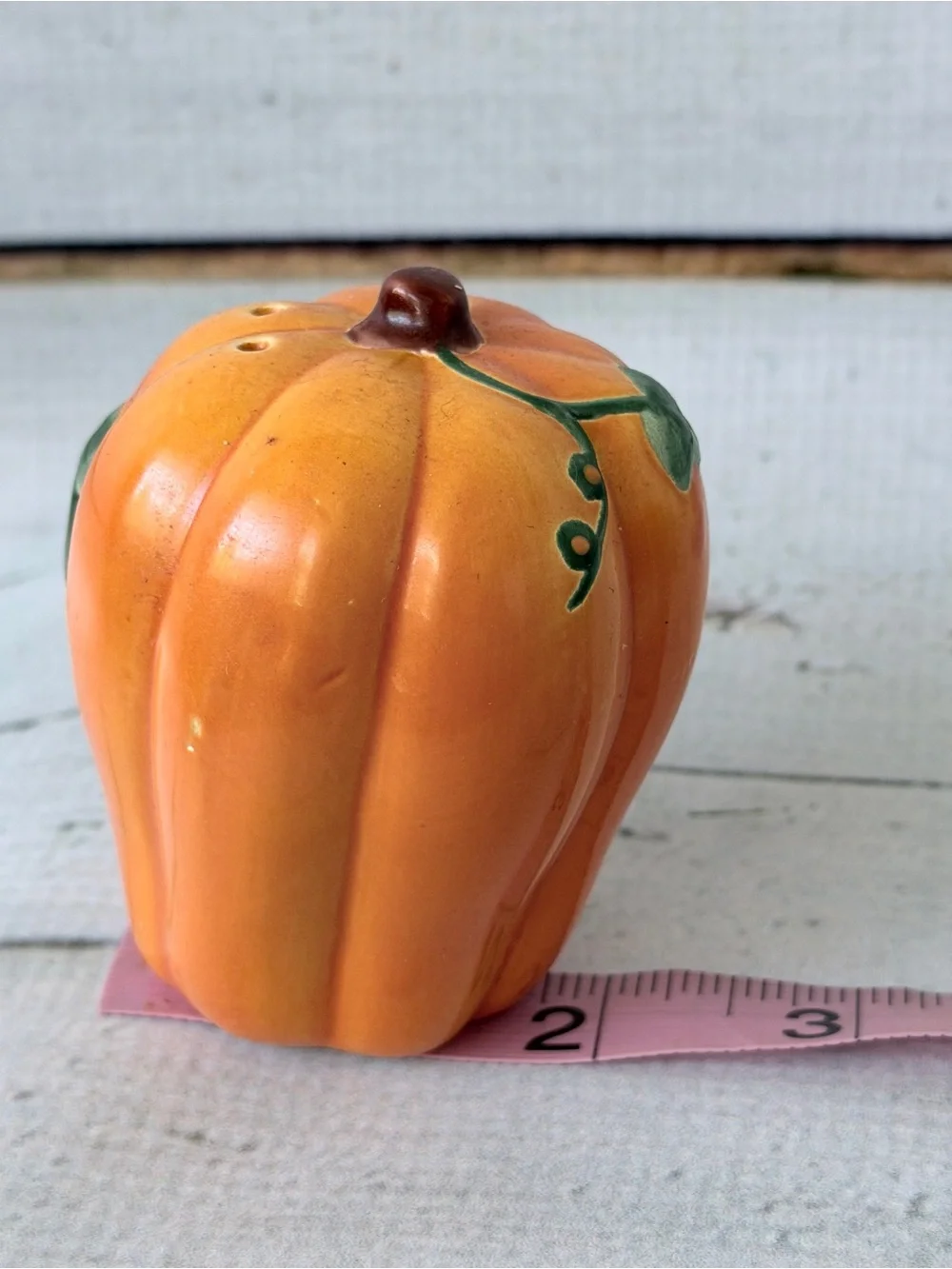 Orange Pumpkin Ceramic Salt and Pepper Shakers - Decorative Fall Kitchen Set